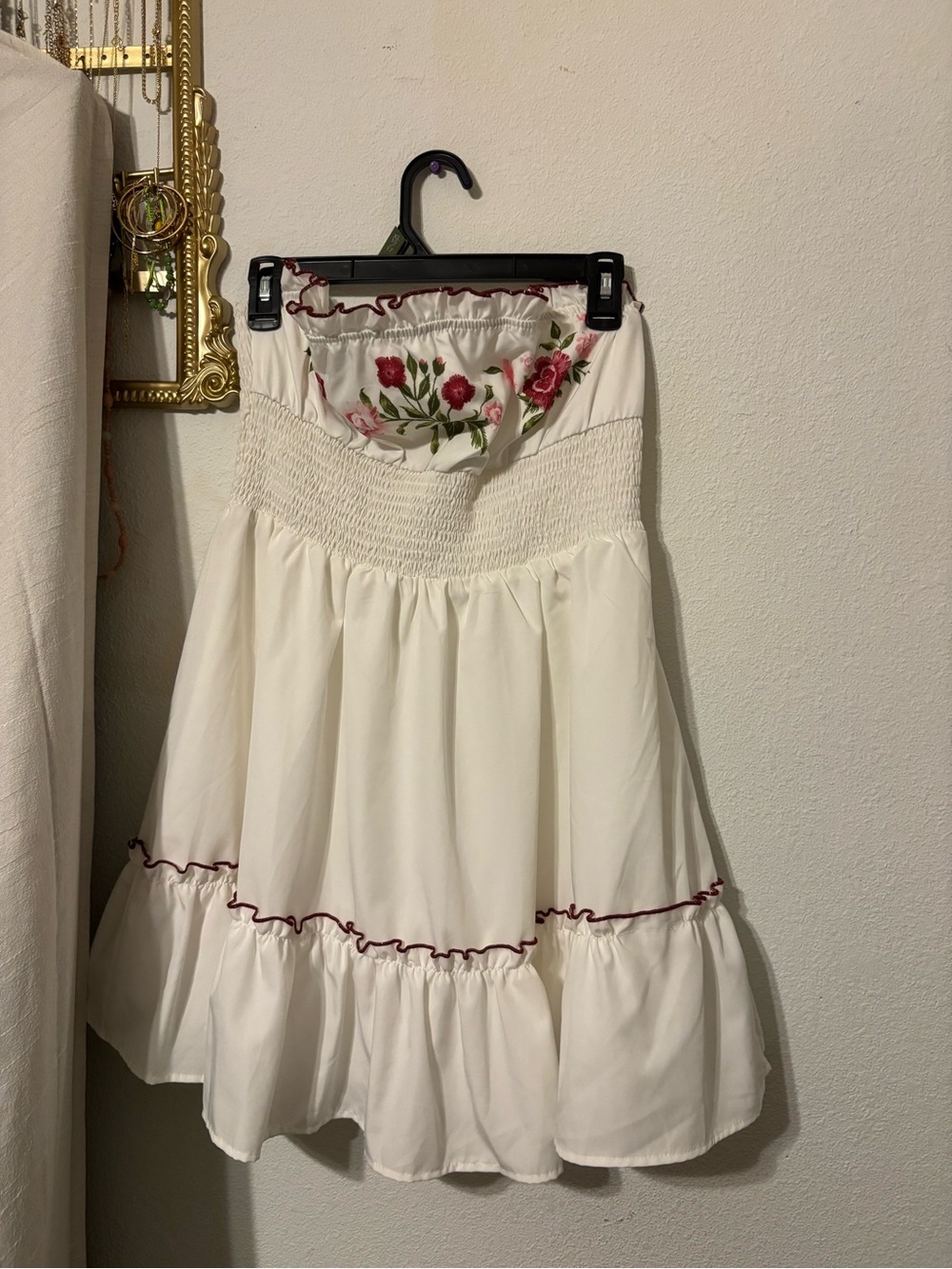 SHEIN White Strapless Tiered Dress with Red Floral Embroidery